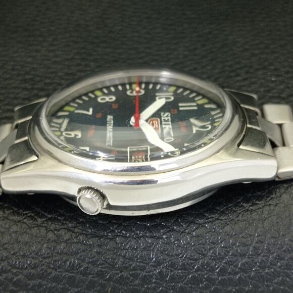 Vintage 1992 Seiko Automatic Mens Silver Watch W/daydate & Green accents - Picture 5 of 10